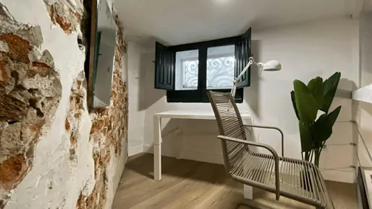 Apartments in Madrid Retiro - photo 7