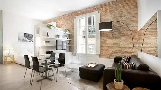Apartments in Barcelona Ciutat Vella - photo 4