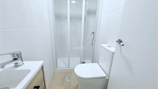 Rooms in Los Berrocales - photo 9