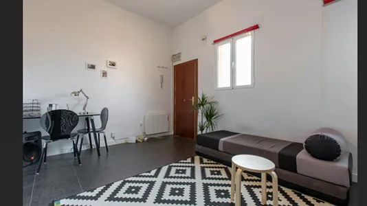 Apartments in Madrid Centro - photo 3