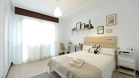 Rooms in Bilbao - photo 4