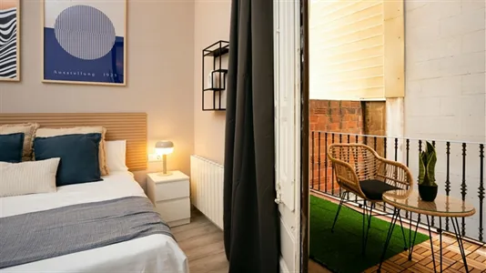 Rooms in Barcelona Eixample - photo 3