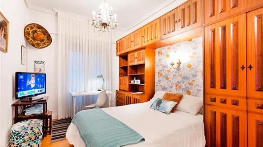 Rooms in Bilbao - photo 5