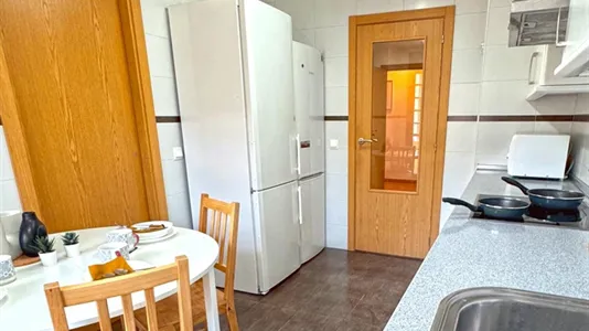 Rooms in Toledo - photo 10