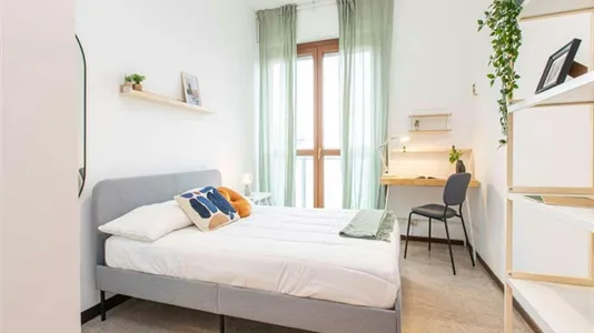 Rooms in Milano Zona 2 - Stazione Centrale, Gorla, Turro, Greco, Crescenzago - photo 7