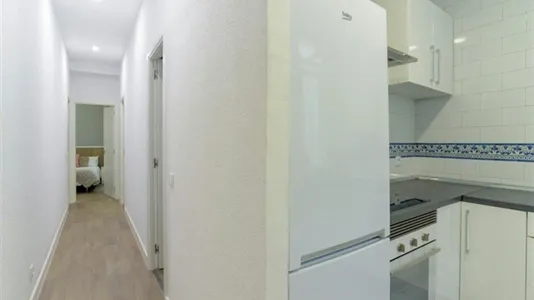 Rooms in Madrid Centro - photo 7