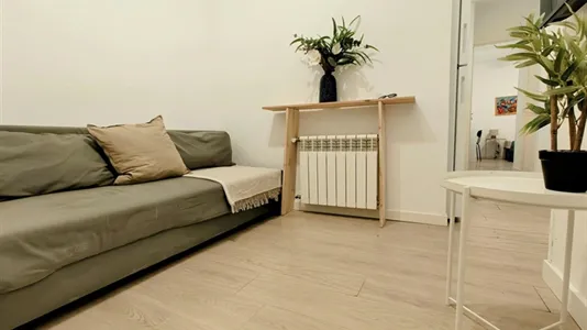 Rooms in Madrid Centro - photo 5