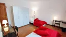 Room for rent, Florence, Toscana, &lt;span class=&quot;blurred street&quot; onclick=&quot;ProcessAdRequest(7737428)&quot;&gt;&lt;span class=&quot;hint&quot;&gt;See streetname&lt;/span&gt;[xxxxxxxxxxxxx]&lt;/span&gt;