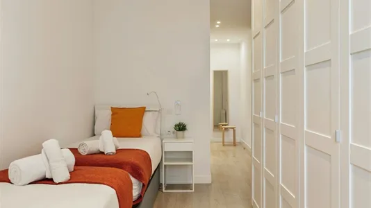 Rooms in Barcelona Eixample - photo 4