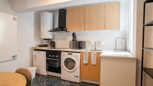 Rooms in Tavernes Blanques - photo 9