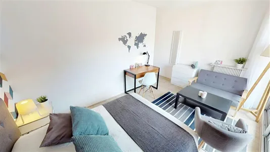 Rooms in Paris 19ème arrondissement - photo 1