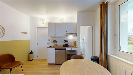 Rooms in Saint-Julien-en-Genevois - photo 6