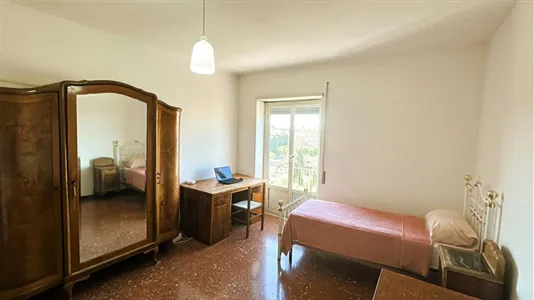 Rooms in Roma Municipio V – Prenestino/Centocelle - photo 10