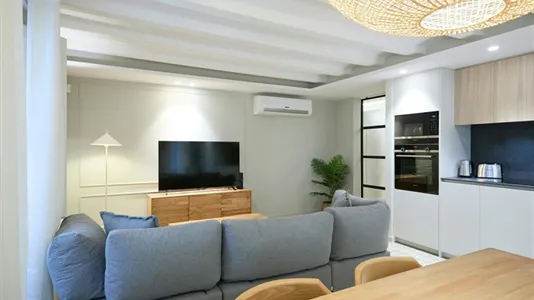 Apartments in Barcelona Ciutat Vella - photo 7