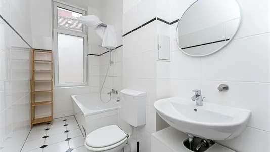 Rooms in Berlin Friedrichshain-Kreuzberg - photo 10