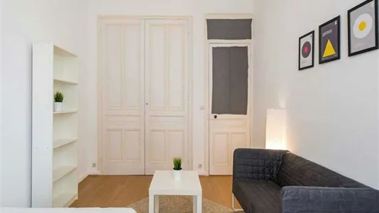 Rooms in Lyon - photo 2