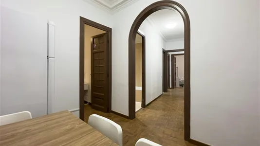 Rooms in Barcelona Ciutat Vella - photo 6