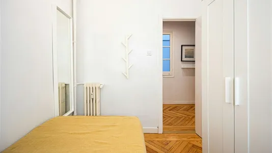 Rooms in Madrid Retiro - photo 5