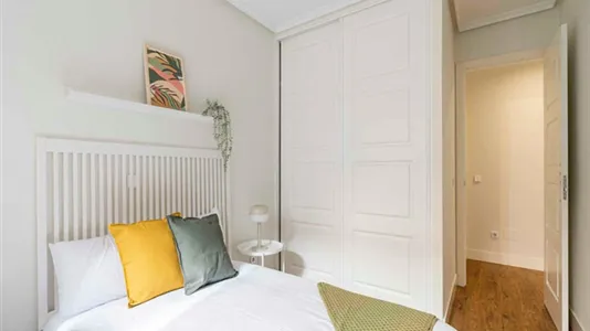 Rooms in Madrid Chamberí - photo 3