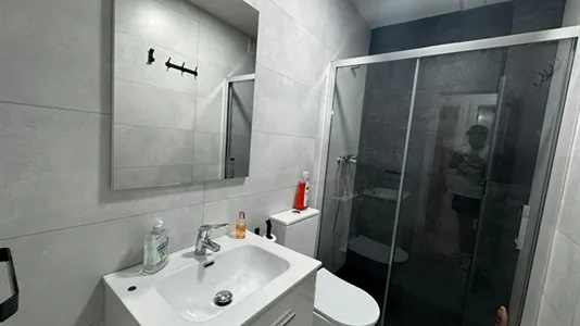 Rooms in Getafe - photo 3