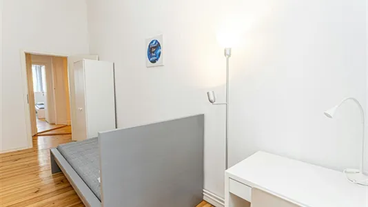 Rooms in Berlin Friedrichshain-Kreuzberg - photo 3