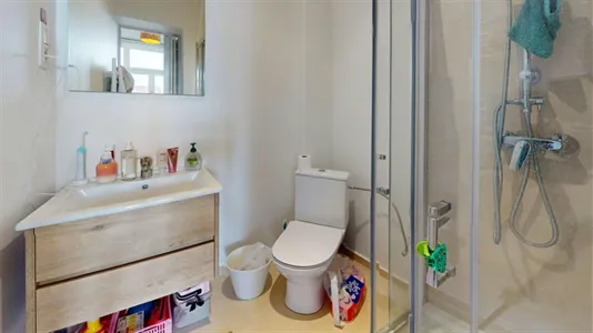 Rooms in Brussels Sint-Gillis - photo 4