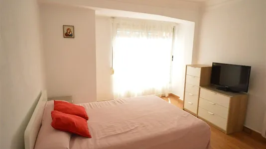 Apartments in Valencia L'Eixample - photo 4