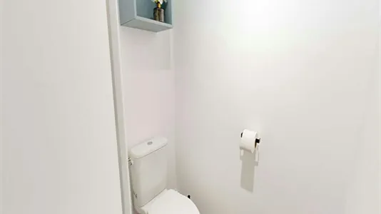 Rooms in Paris 17ème arrondissement - photo 10