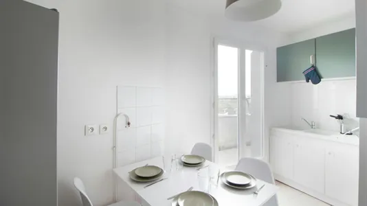 Rooms in Saint-Denis - photo 6