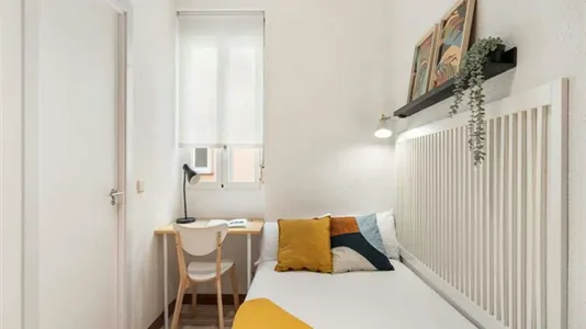 Rooms in Madrid Chamberí - photo 4