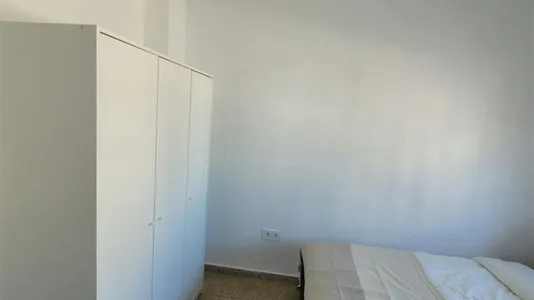 Rooms in Godelleta - photo 5