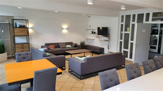 Rooms in Brussels Sint-Gillis - photo 8