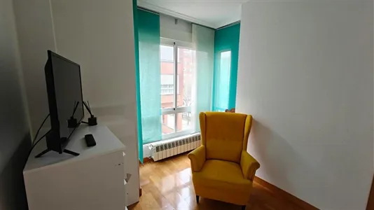 Rooms in Madrid Ciudad Lineal - photo 9