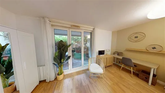 Rooms in Lyon - photo 2