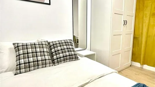 Rooms in Madrid Salamanca - photo 4