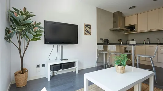 Apartments in Barcelona Sants-Montjuïc - photo 5