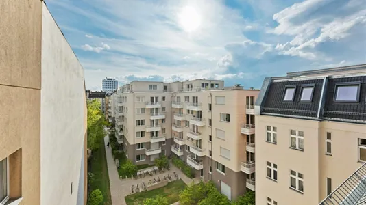 Rooms in Berlin Mitte - photo 9