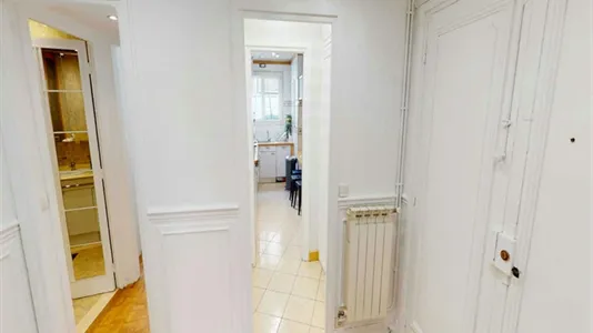 Rooms in Paris 17ème arrondissement - photo 10