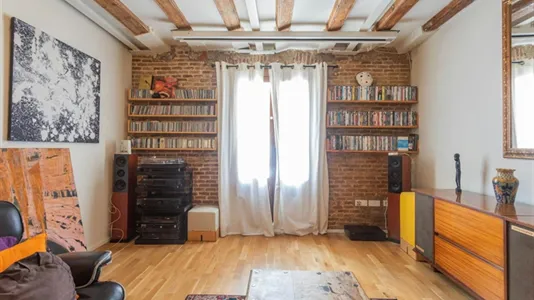 Apartments in Barcelona Ciutat Vella - photo 3