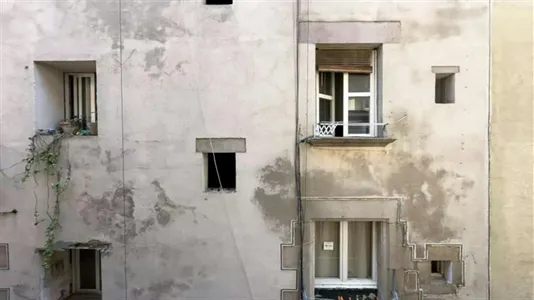 Rooms in Barcelona Ciutat Vella - photo 9