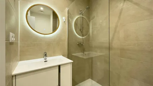 Apartments in Barcelona Ciutat Vella - photo 4