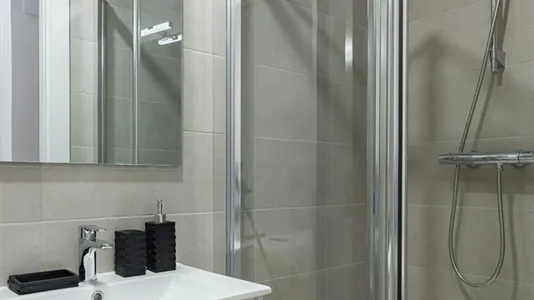 Rooms in Barcelona Sarrià-St. Gervasi - photo 8