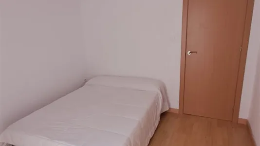 Rooms in Badajoz - photo 4