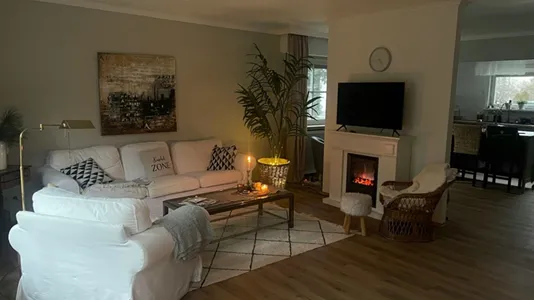 Houses in Location is not specified - photo 4