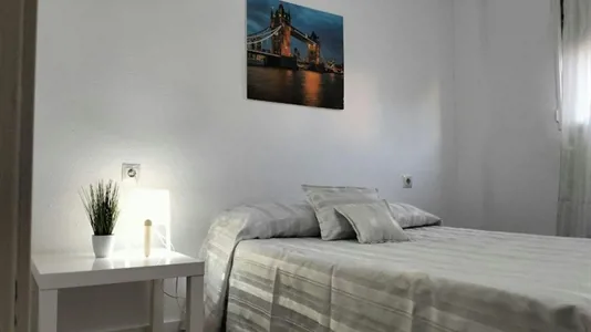 Rooms in Huerta de Santa Teresa - photo 3