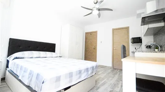 Rooms in Valencia Algirós - photo 5