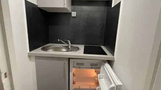 Apartments in Paris 17ème arrondissement - photo 8