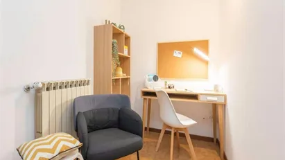 Room for rent in Milano Zona 5 - Vigentino, Chiaravalle, Gratosoglio, Milan