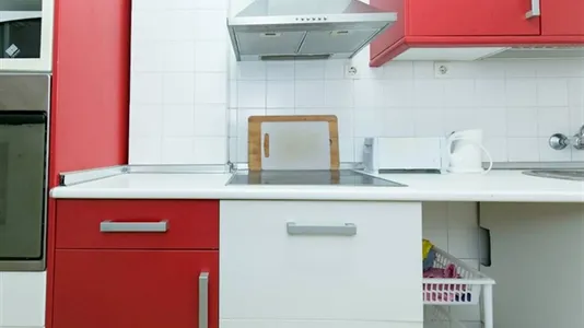 Rooms in Granada - photo 8