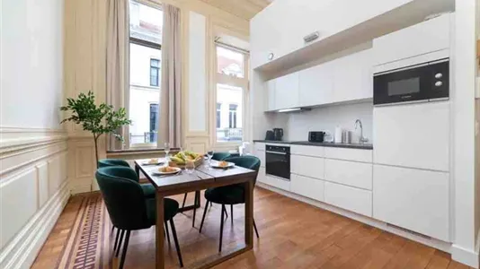 Apartments in Brussels Sint-Gillis - photo 5